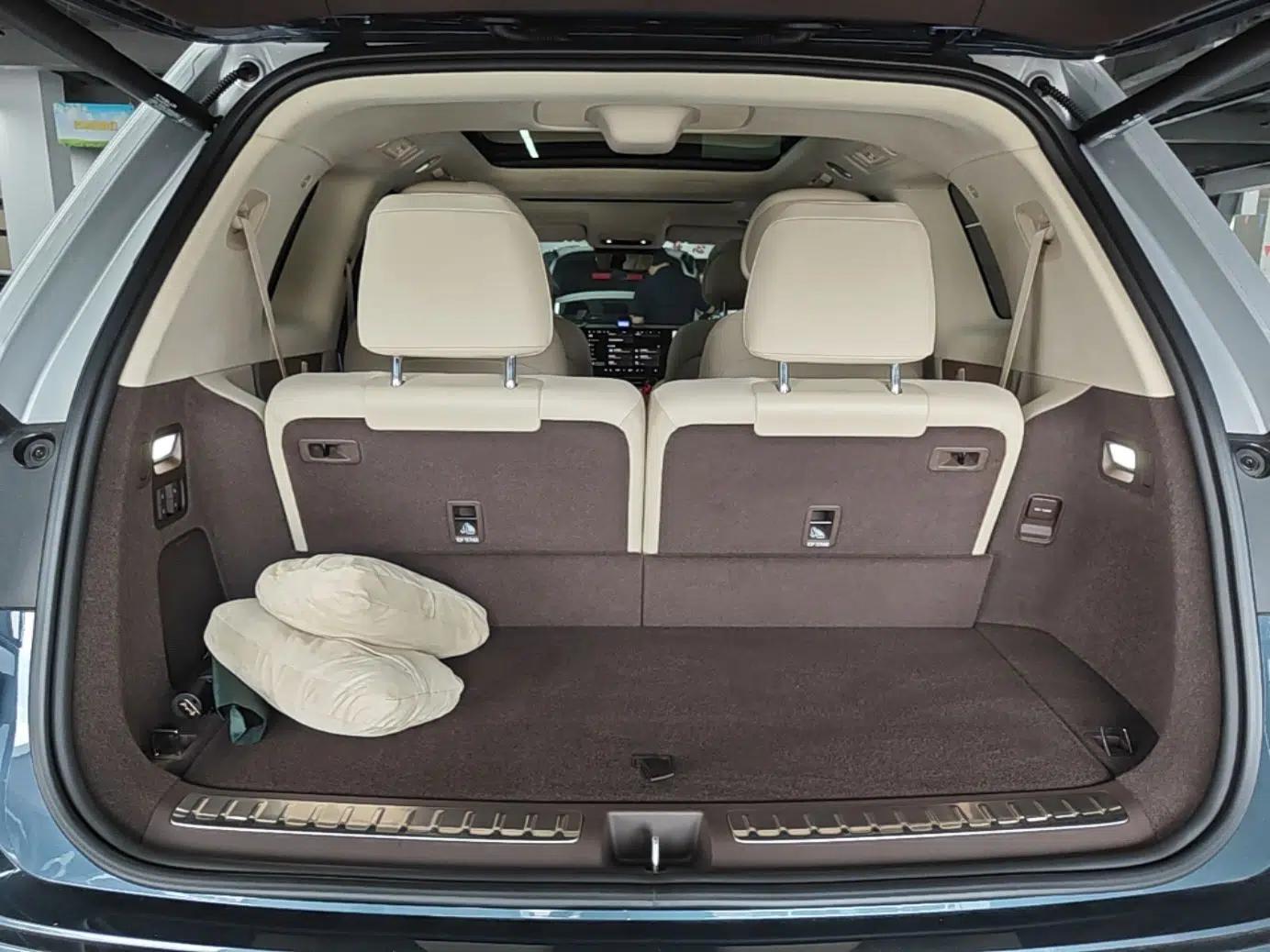 Hima AITO M9 2024 Range-Extended Ultra Version 52 kWh 6-Seater Model — миниатюра 27