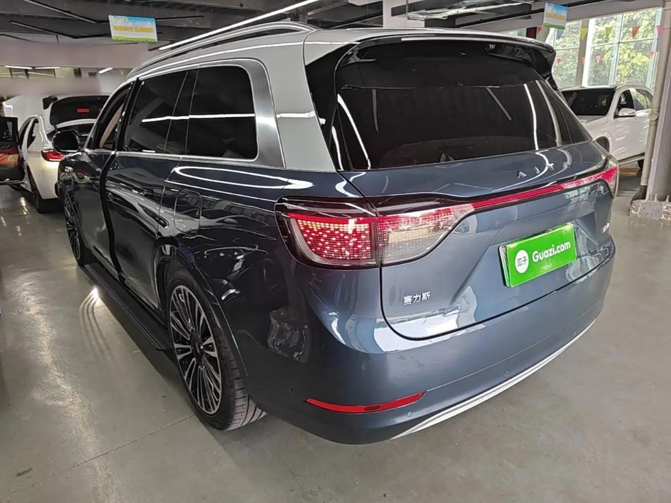 Hima AITO M9 2024 Range-Extended Ultra Version 52 kWh 6-Seater Model — миниатюра 4