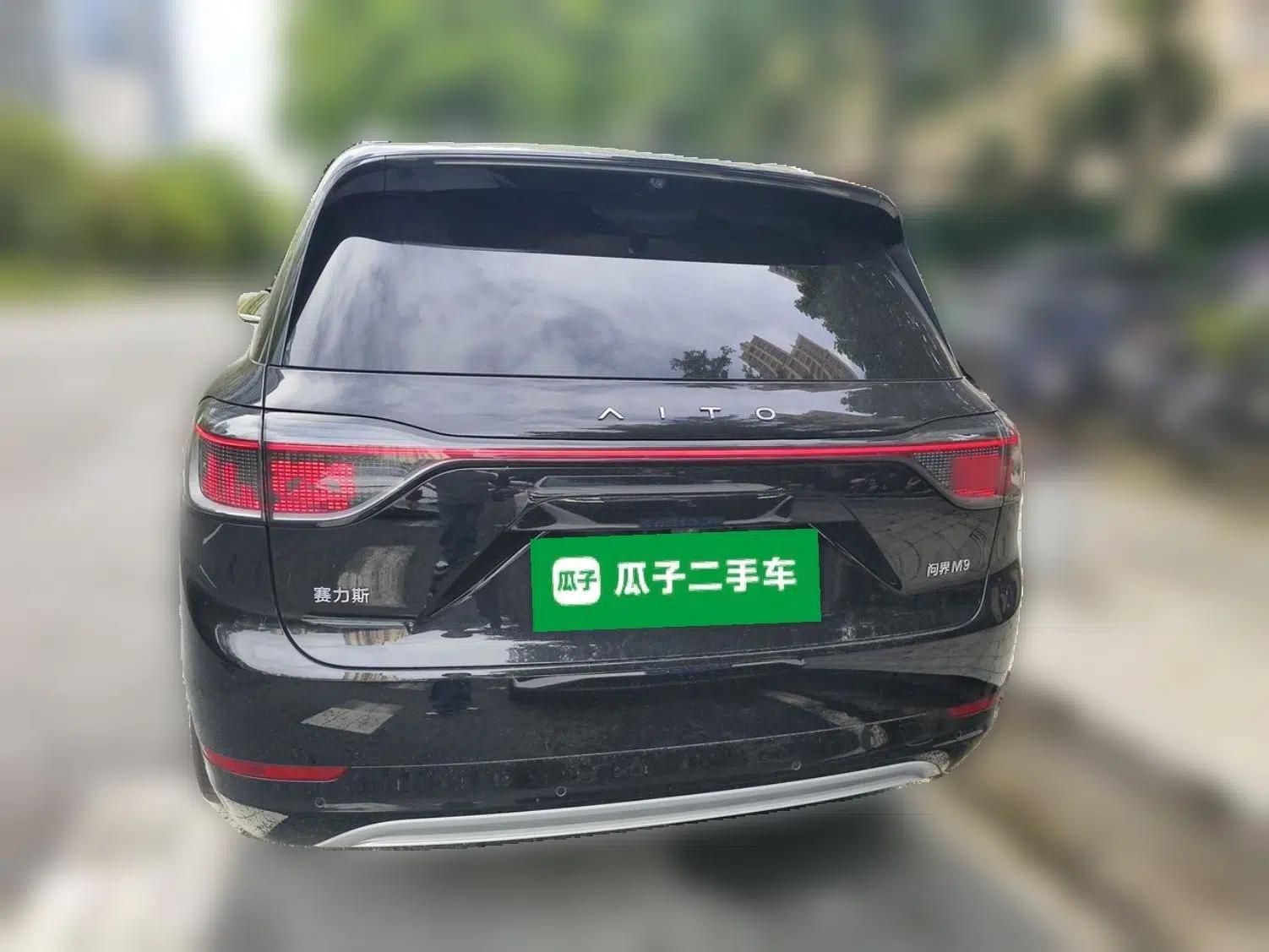 Hima AITO M9 2024 Range-Extended Ultra Version 42 kWh 6-Seater Model — миниатюра 5