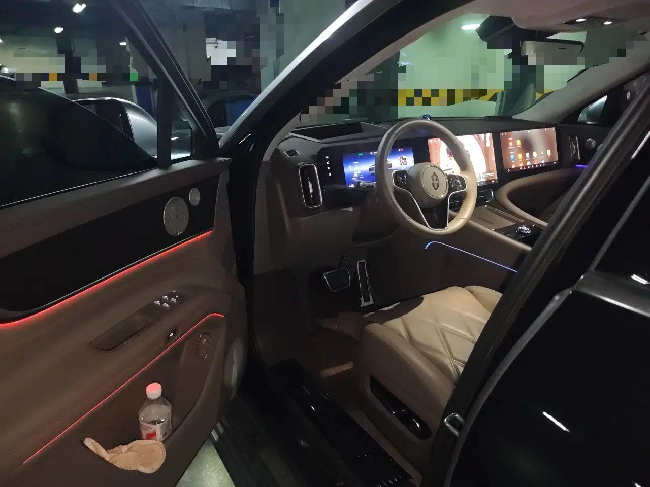 Hima AITO M9 2025 Extended-Range Max Version 52 kWh 6-Seater Edition — миниатюра 16