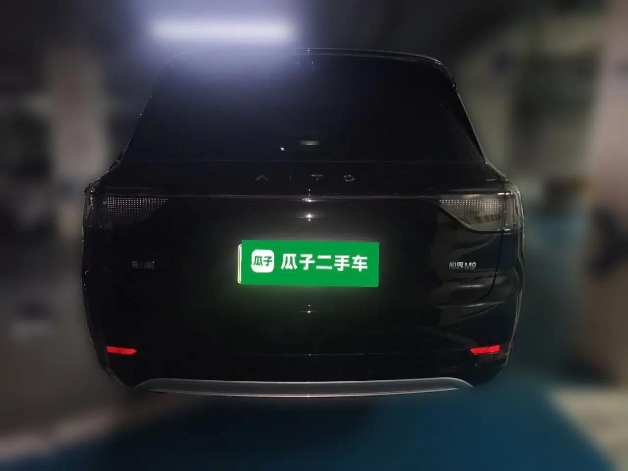 Hima AITO M9 2025 Extended-Range Max Version 52 kWh 6-Seater Edition — миниатюра 5