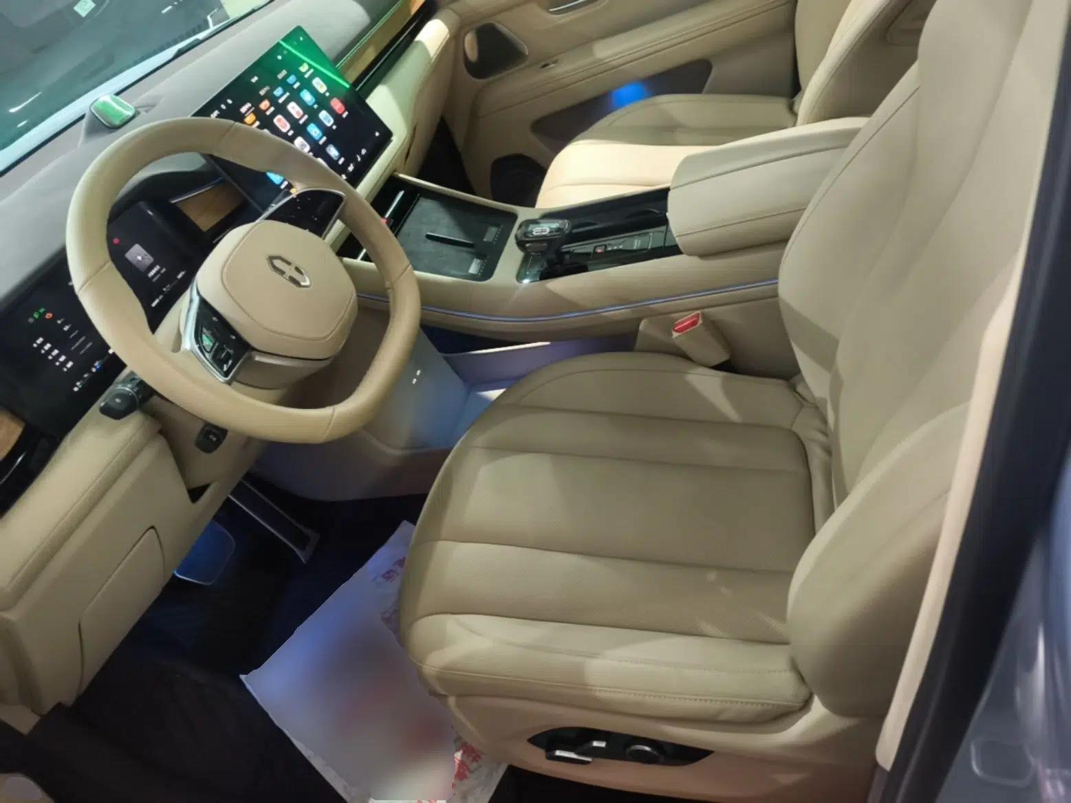 Hima AITO M7 2024 1.5T Intelligent Driving 4WD Max Edition 5 Seats — миниатюра 17
