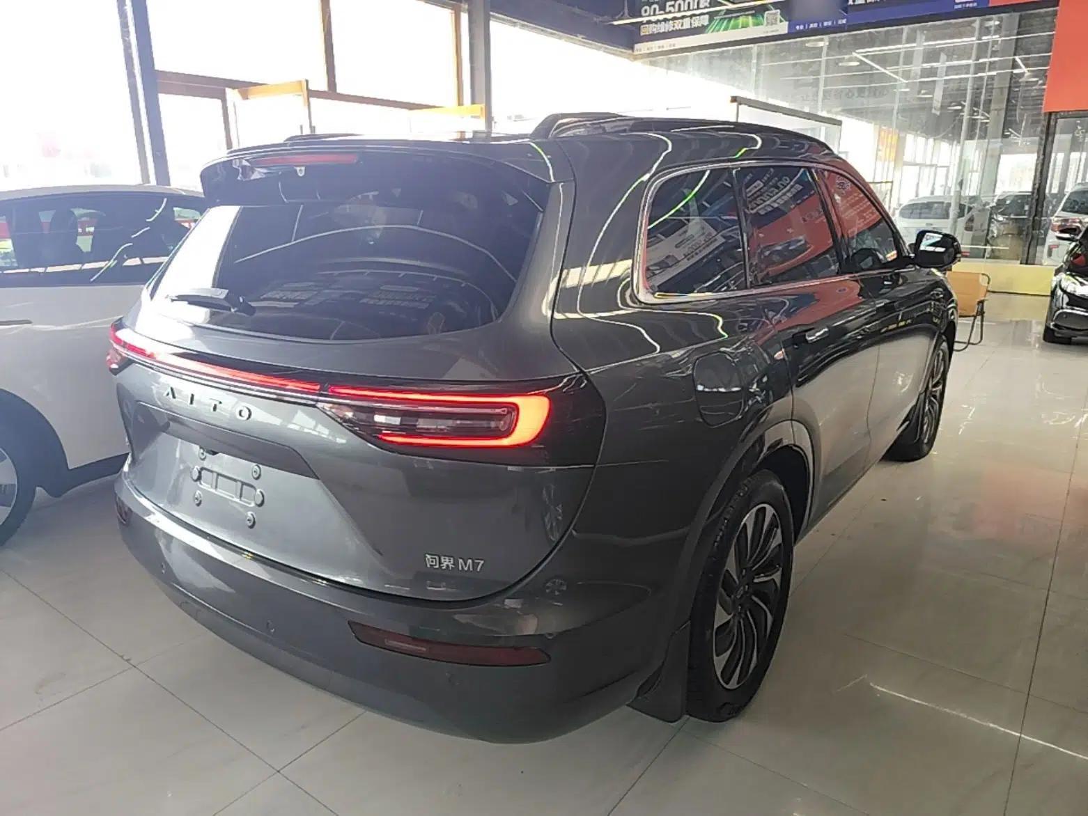 Hima AITO M7 2024 1.5T Intelligent Drive 4x4 Max Edition 6 Seats — миниатюра 6
