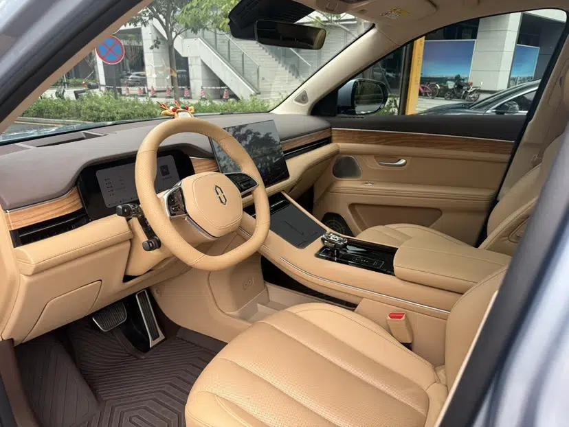 Hima AITO M7 2024 1.5T Rear-Drive Plus Version 5 Seats — миниатюра 30