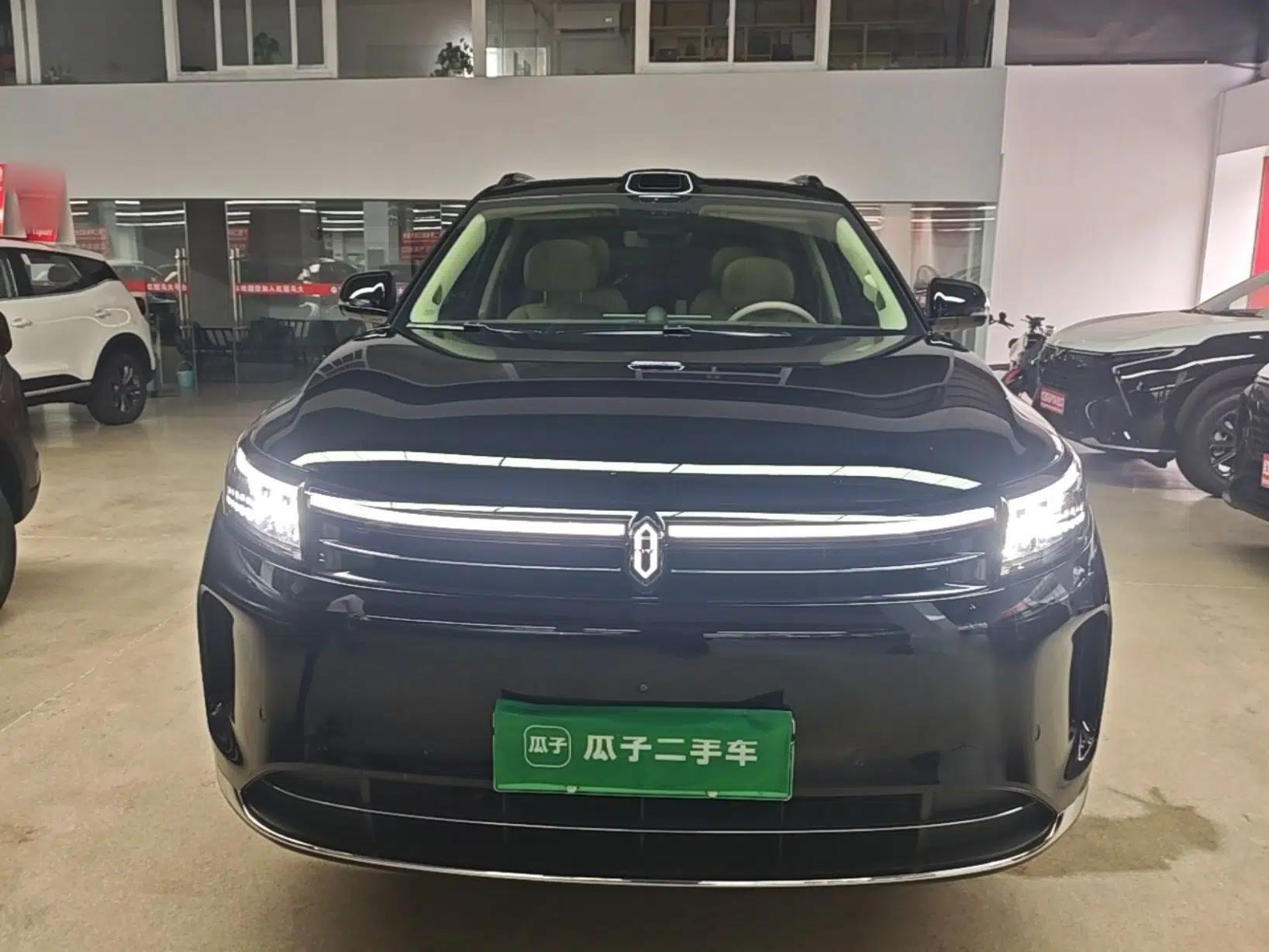 Hima AITO M7 2024 1.5T Intelligent Driving Rear-Drive Ultra Version 6 Seats — миниатюра 2