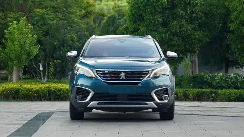 Peugeot 5008 2017 380THP 7-seater Luxury GT Edition — миниатюра 2