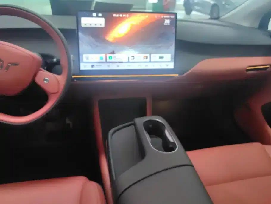 Hongqi Tiangong 05 2025 Model 550 Edition — миниатюра 13