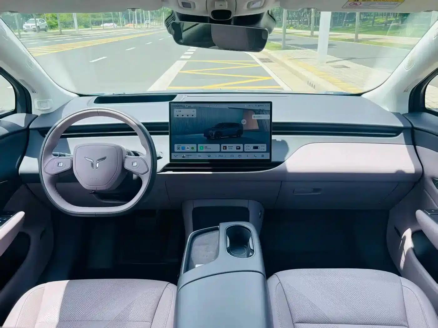 Hongqi Tiangong 06 2025 660 4WD Smart Selection Edition — миниатюра 9