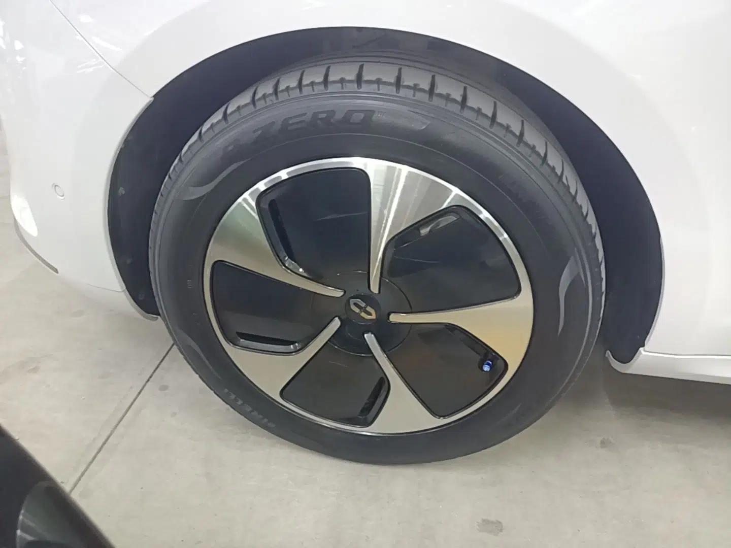 Hima AITO M5 2022 Pure Electric Rear-Drive Standard Edition — миниатюра 15
