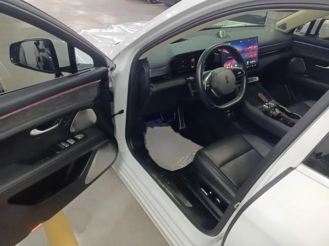 Hima AITO M5 2022 Pure Electric Rear-Drive Standard Edition — миниатюра 23