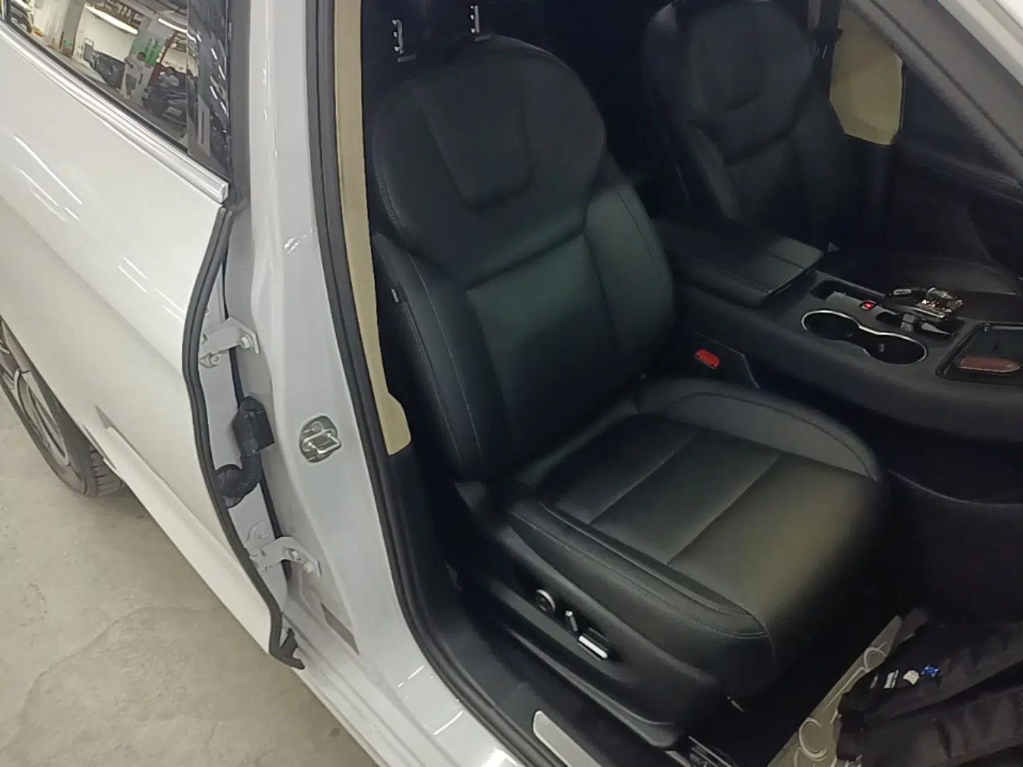 Hima AITO M5 2022 Pure Electric Rear-Drive Standard Edition — миниатюра 24