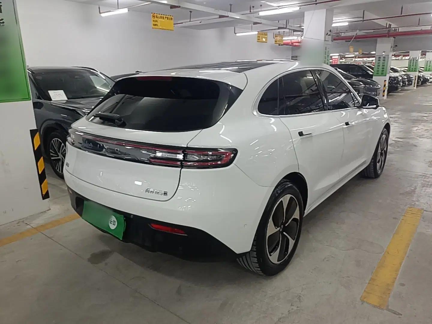 Hima AITO M5 2022 Pure Electric Rear-Drive Standard Edition — миниатюра 6