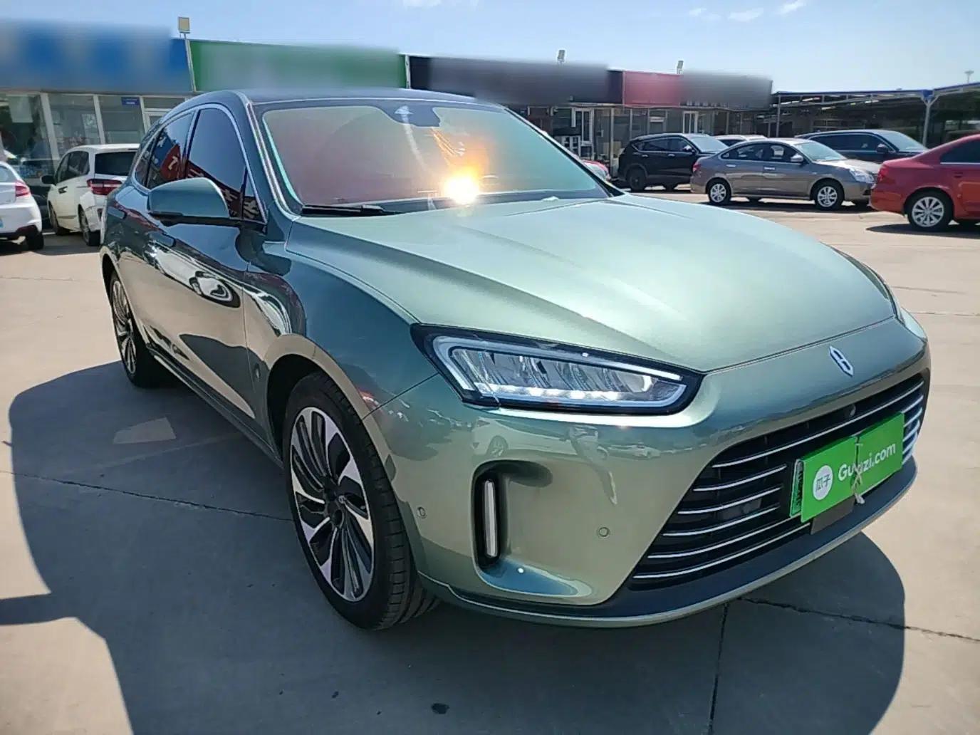 Hima AITO M5 2022 Extended-Range Four-Wheel Drive Performance Version — миниатюра 3