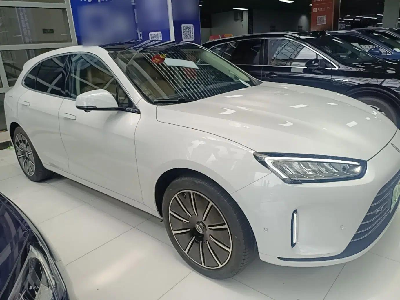Hima AITO M5 2022 Extended-Range Four-Wheel Drive Flagship Edition — миниатюра 3