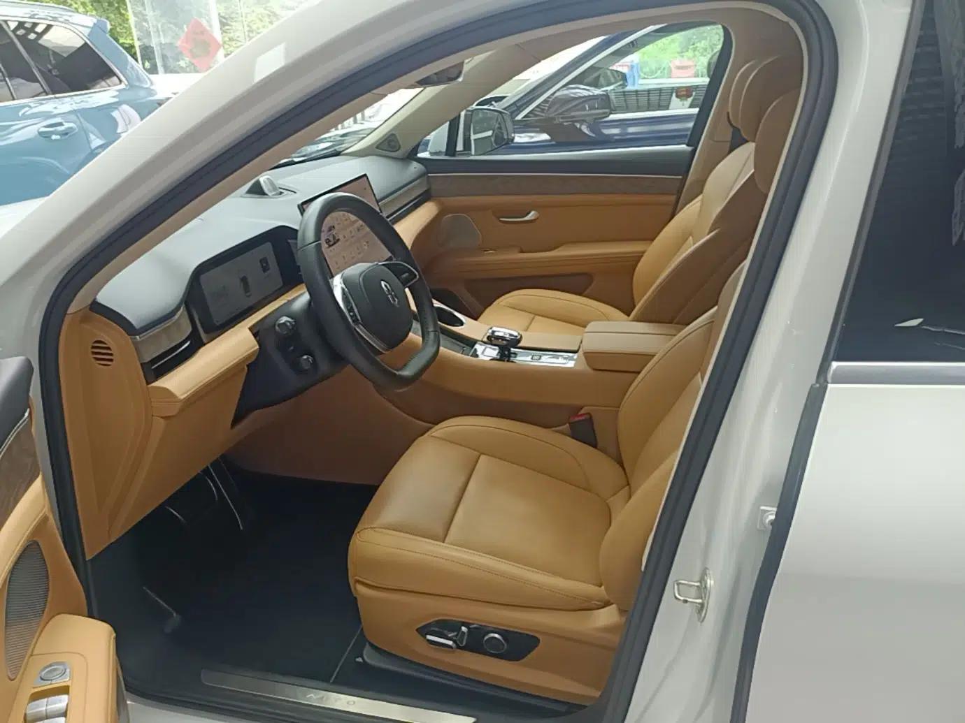 Hima AITO M5 2022 Extended-Range Four-Wheel Drive Flagship Edition — миниатюра 24