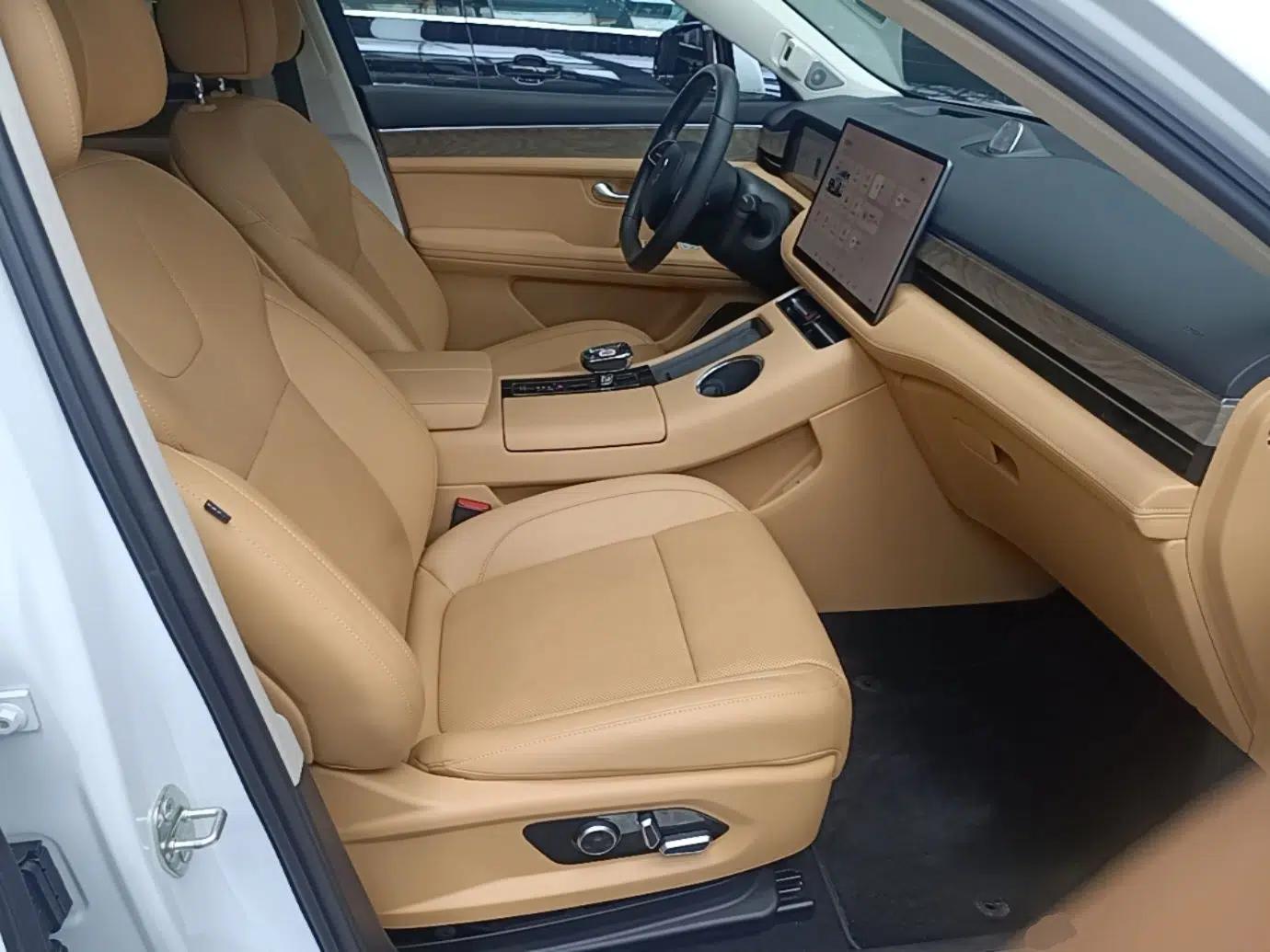 Hima AITO M5 2022 Extended-Range Four-Wheel Drive Flagship Edition — миниатюра 26