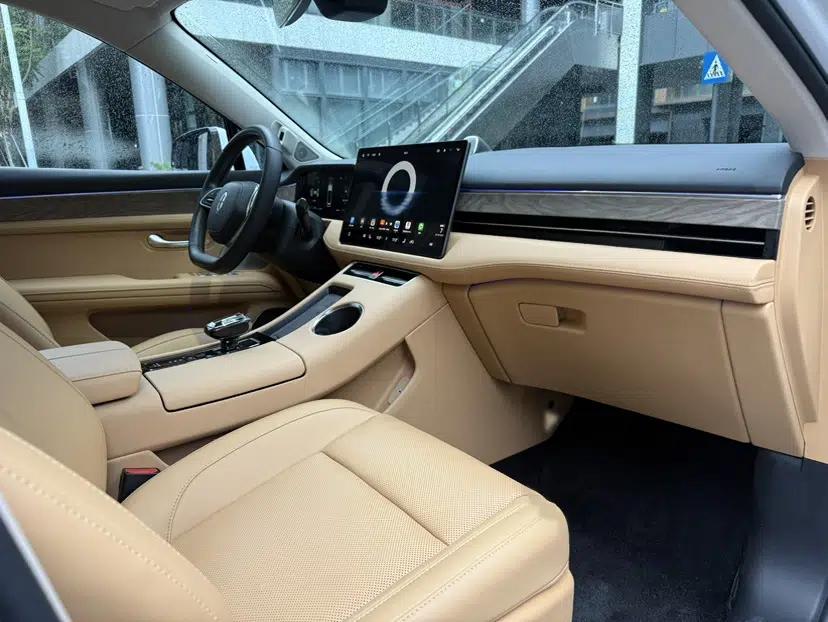 Hima AITO M5 2022 Extended-Range Four-Wheel Drive Flagship Edition — миниатюра 33