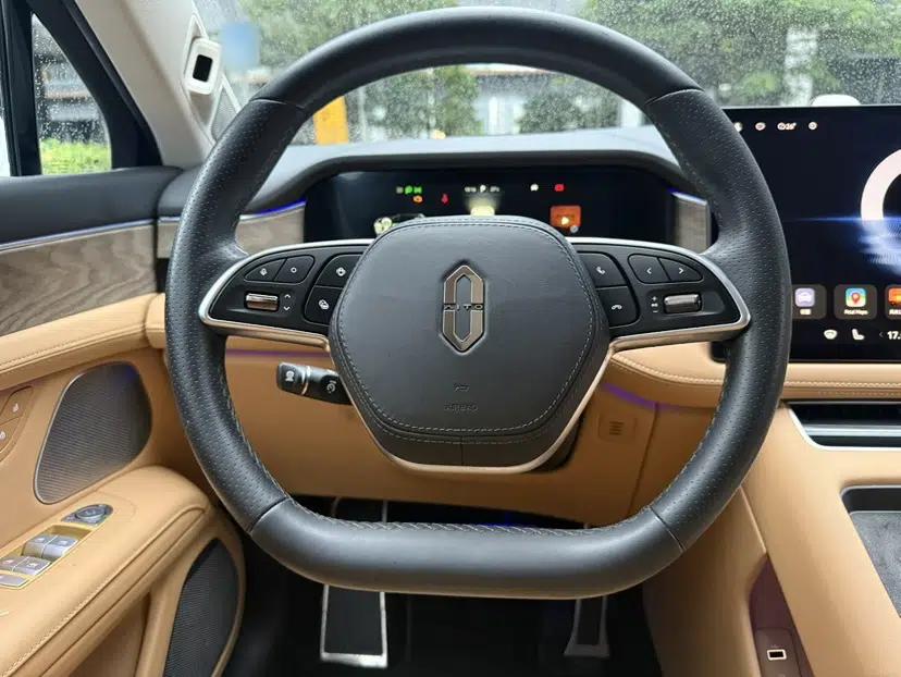 Hima AITO M5 2022 Extended-Range Four-Wheel Drive Flagship Edition — миниатюра 36