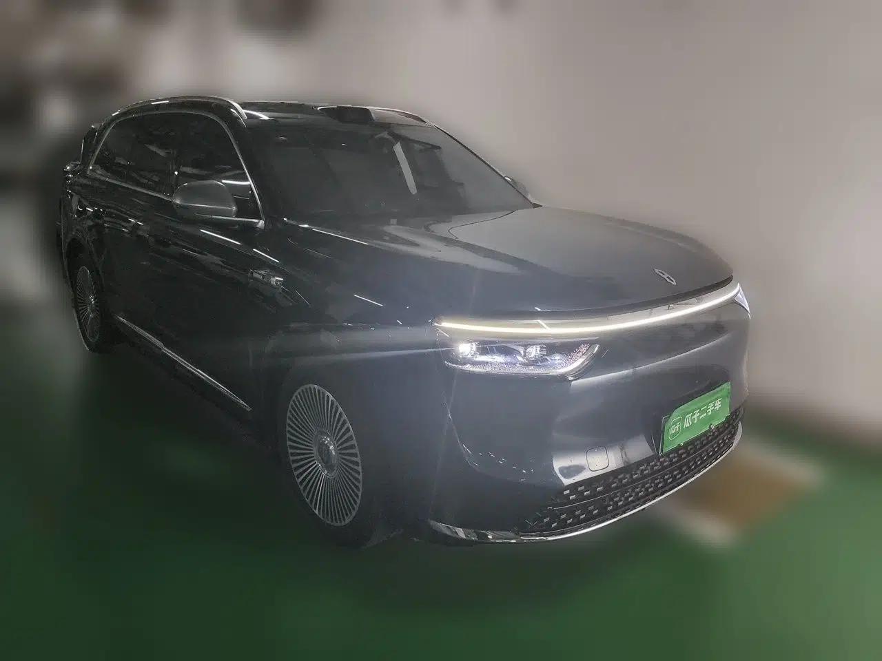 Hima AITO M8 2025 Extended-Range Max+ Version 53.4 kWh 6-Seater Edition — миниатюра 3