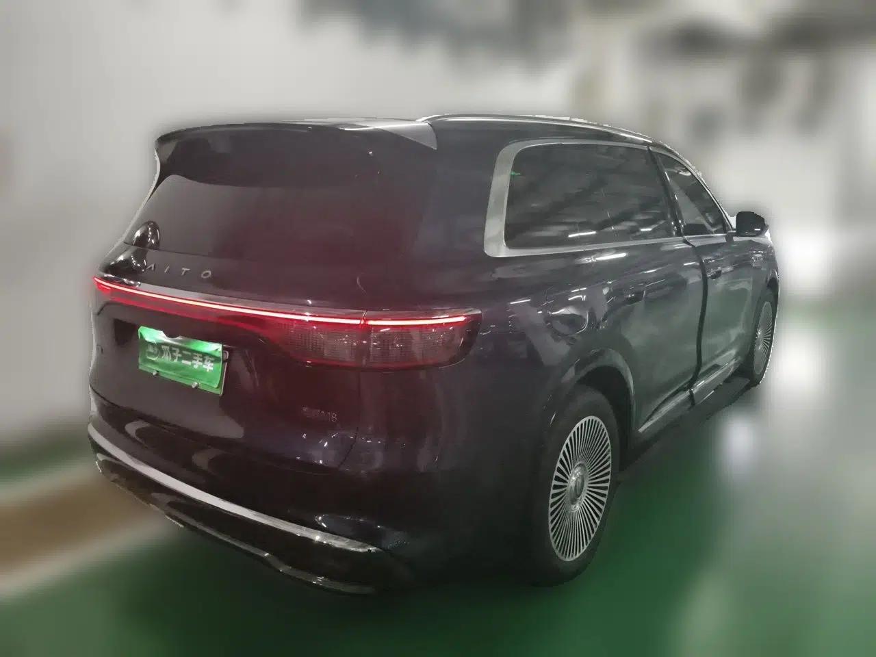 Hima AITO M8 2025 Extended-Range Max+ Version 53.4 kWh 6-Seater Edition — миниатюра 6