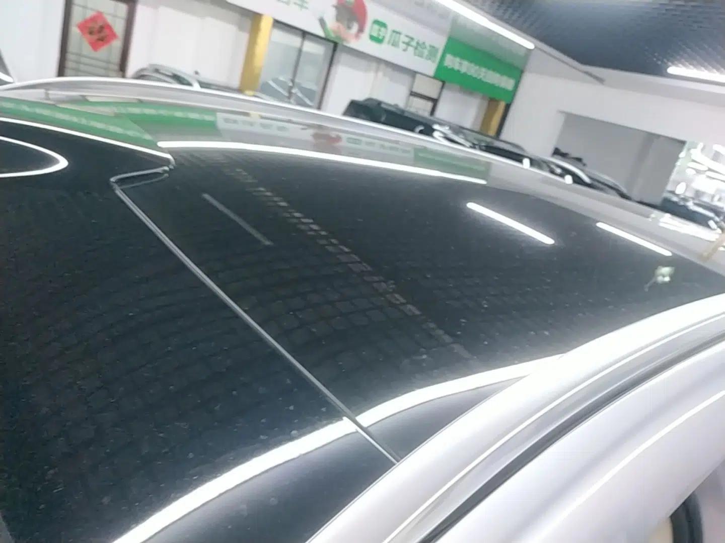 Hima AITO M8 2025 Extended-Range Ultra Version 53.4 kWh 6-Seater Edition — миниатюра 7