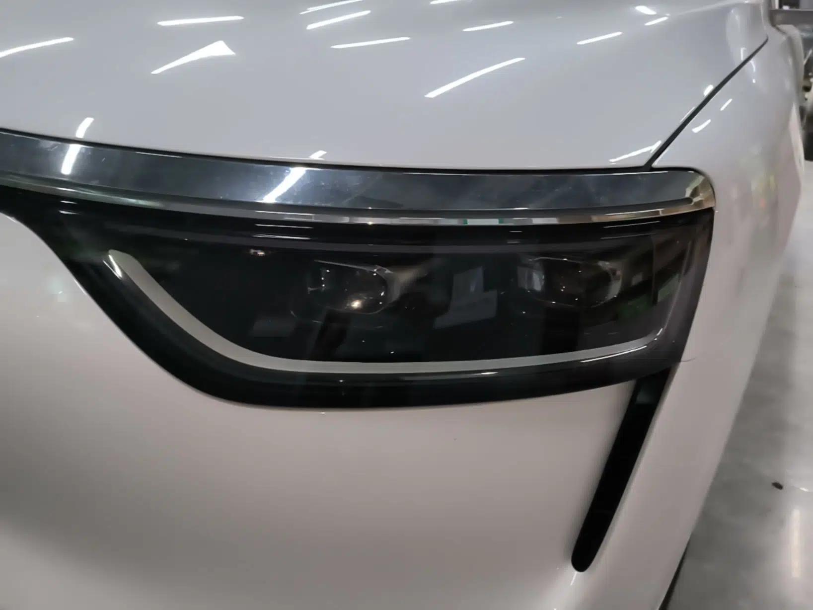 Hima AITO M8 2025 Extended-Range Max+ Version 53.4 kWh 5-Seater Edition — миниатюра 8