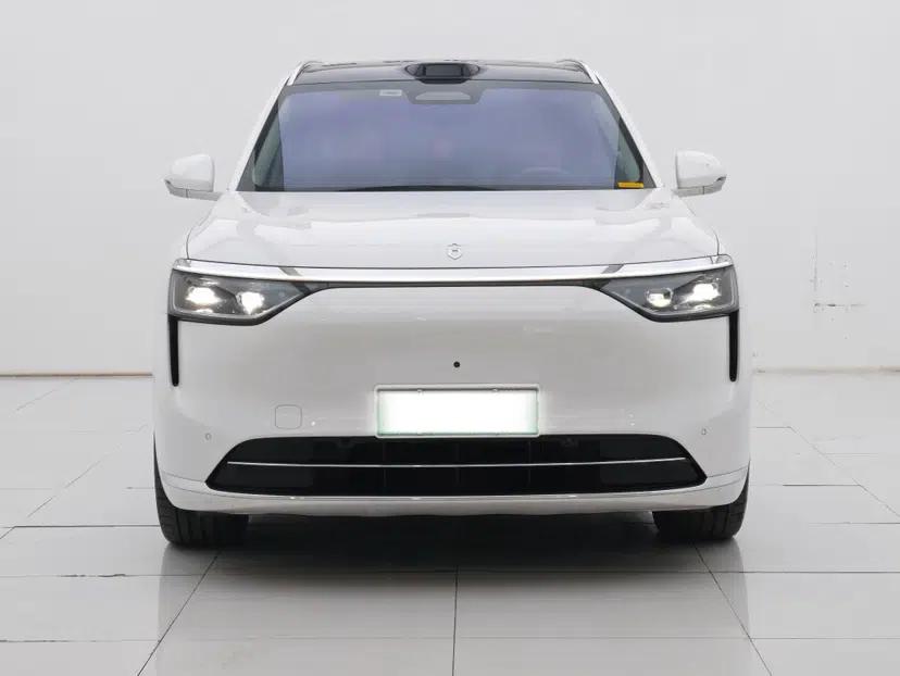 Hima AITO M8 2025 Extended-Range Ultra Version 53.4 kWh 6-Seater Edition — миниатюра 13