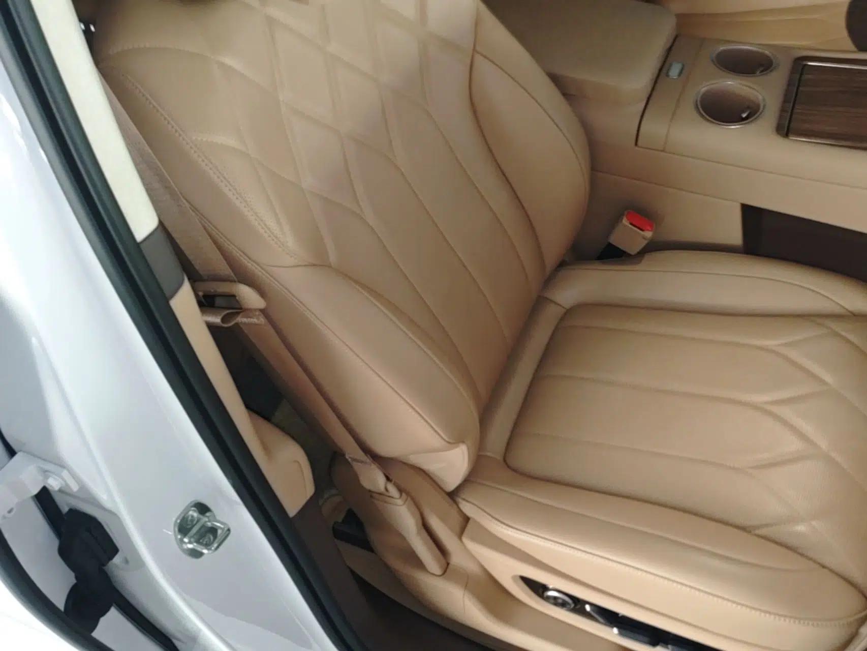 Hima AITO M8 2025 Extended-Range Ultra Version 53.4 kWh 6-Seater Edition — миниатюра 27
