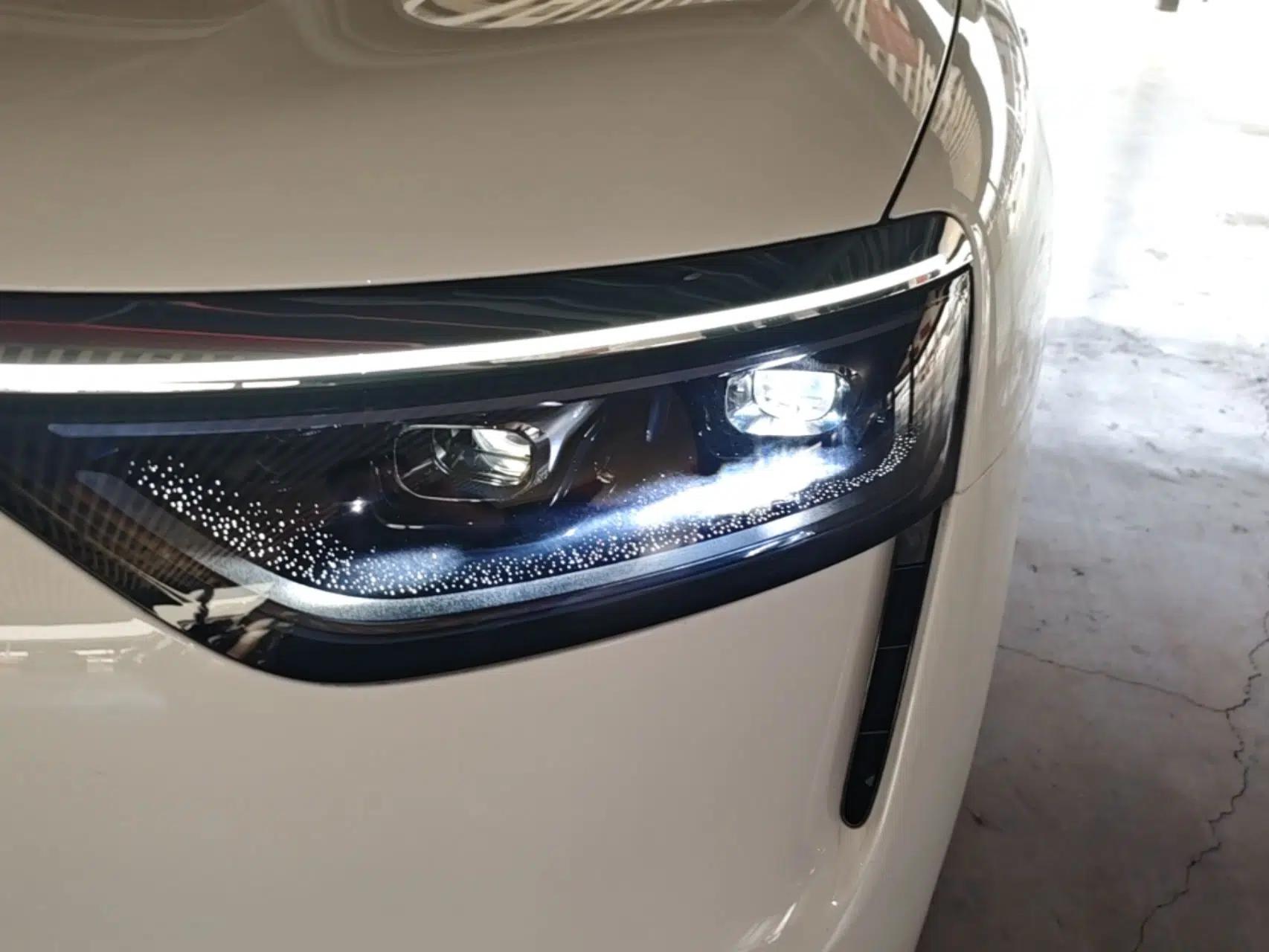 Hima AITO M8 2025 Extended-Range Ultra Version 53.4 kWh 6-Seater Edition — миниатюра 8
