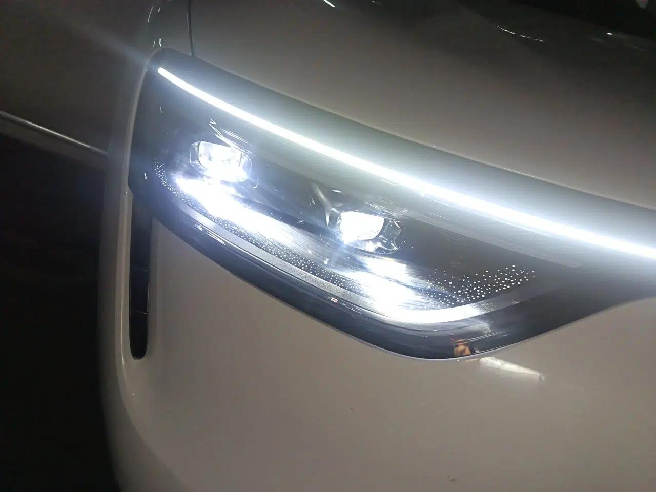 Hima AITO M8 2025 Extended-Range Max+ Version 53.4 kWh 5-Seater Edition — миниатюра 7