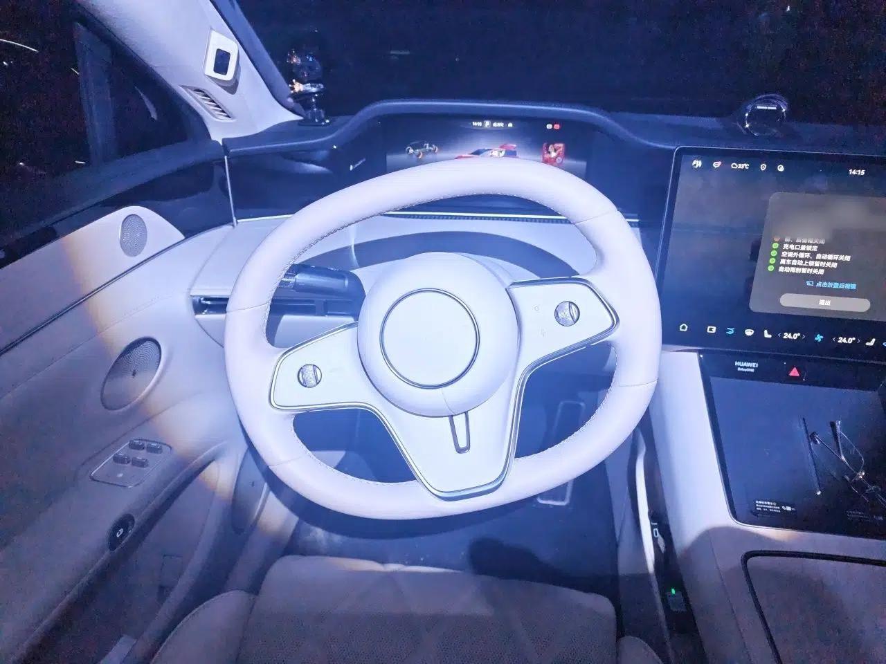 Hima Stelato S9 2024 All-Electric Ultra Four-Wheel-Drive Flagship Edition — миниатюра 10