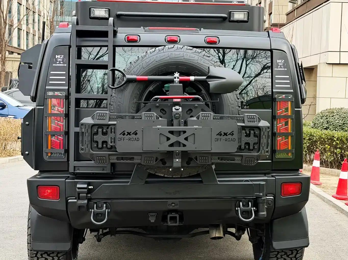 2004 Hummer H2 6.0 AT — миниатюра 4