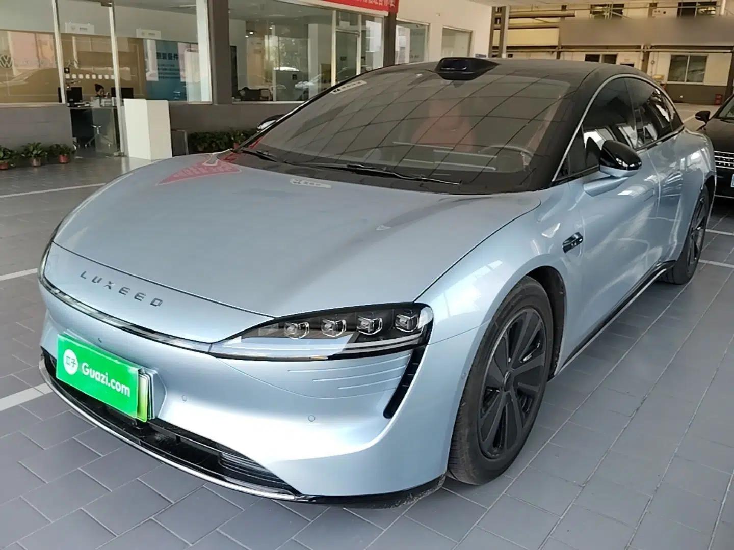 Hima Luxeed S7 2024 Max Rear-Drive Long-Range Intelligent Driving Version — миниатюра 1