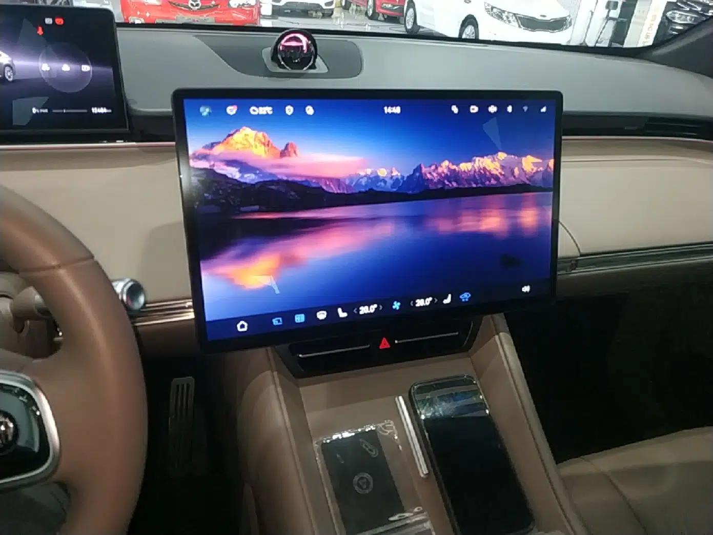 Hima Luxeed R7 2025 Range-Extended Version 251 km Max — миниатюра 15