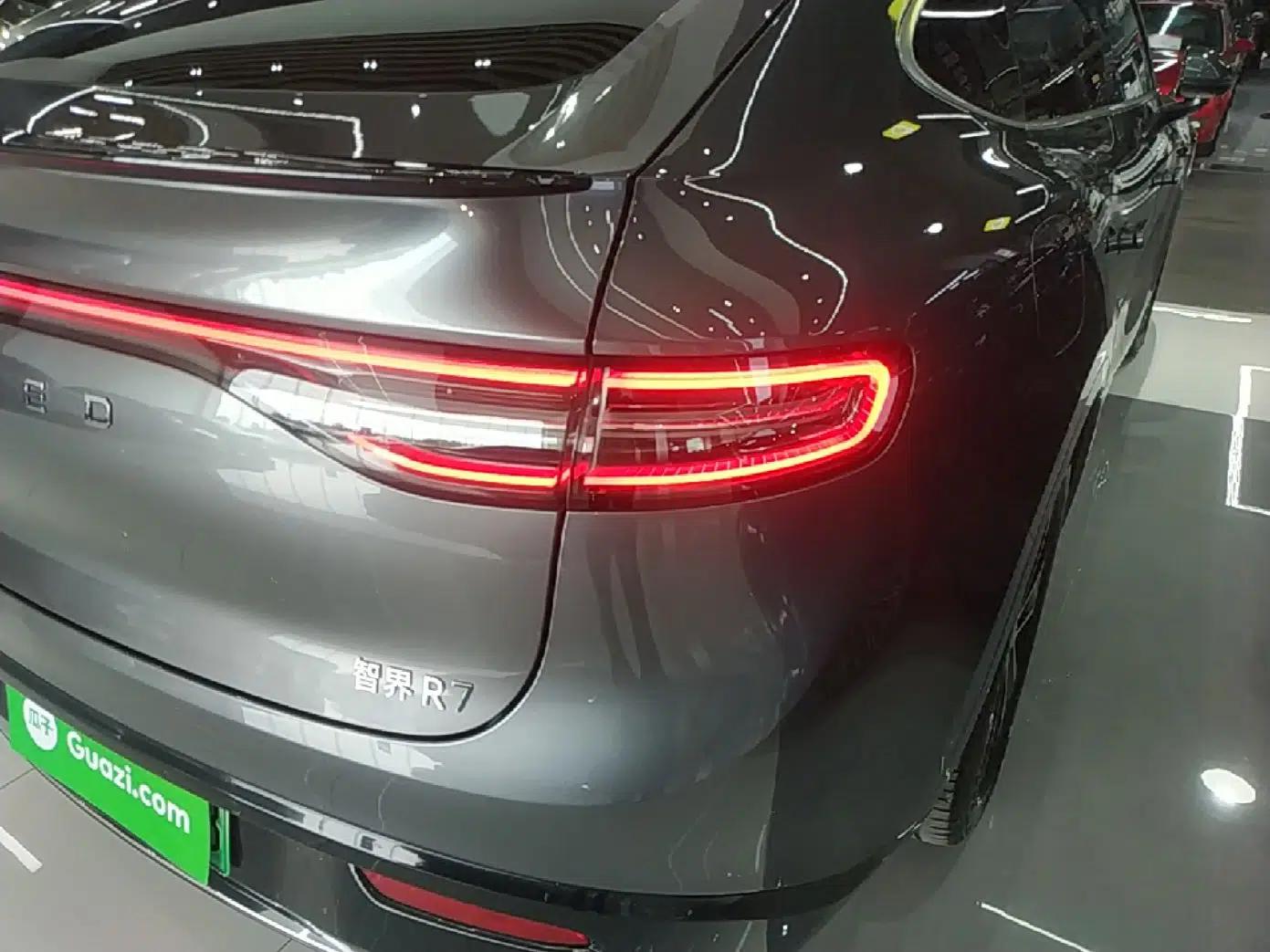 Hima Luxeed R7 2025 Range-Extended Version 251 km Max — миниатюра 9
