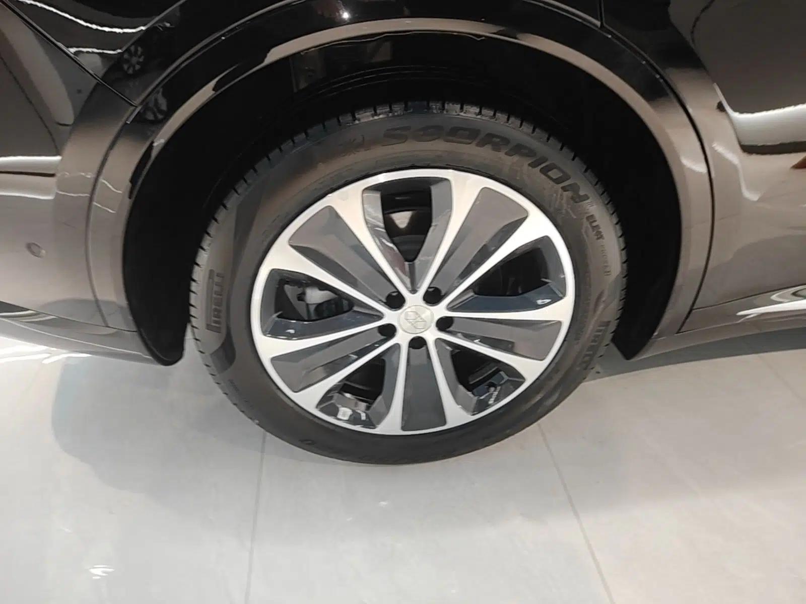 Hima Luxeed R7 2026 Model Range-Extending Max — миниатюра 11