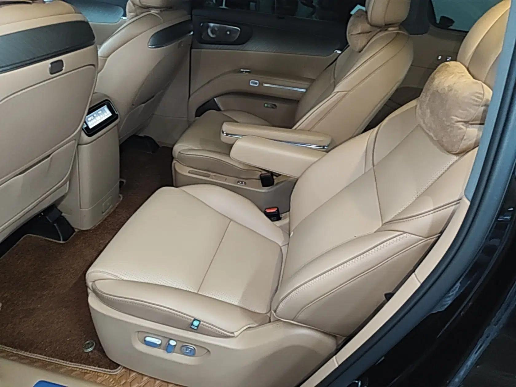 Leapmotor D19 2026 Pure Electric 720 Smart Luxury Edition Six-Seat — миниатюра 20
