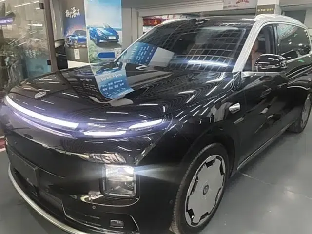 Leapmotor D19 2026 Pure Electric 720 Smart Luxury Edition Six-Seat