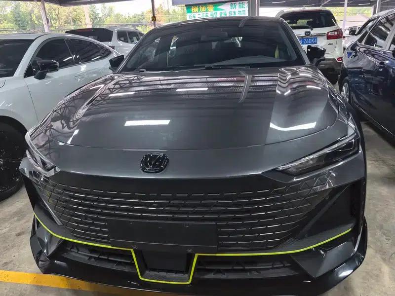 Changan UNI-V 2022 1.5T Sport Edition — миниатюра 2