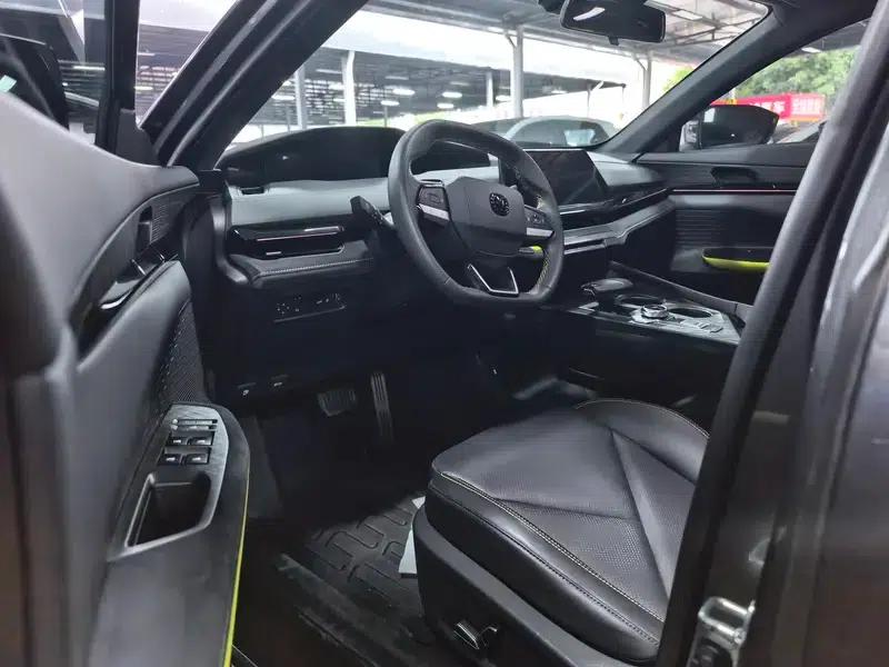 Changan UNI-V 2022 1.5T Sport Edition — миниатюра 14