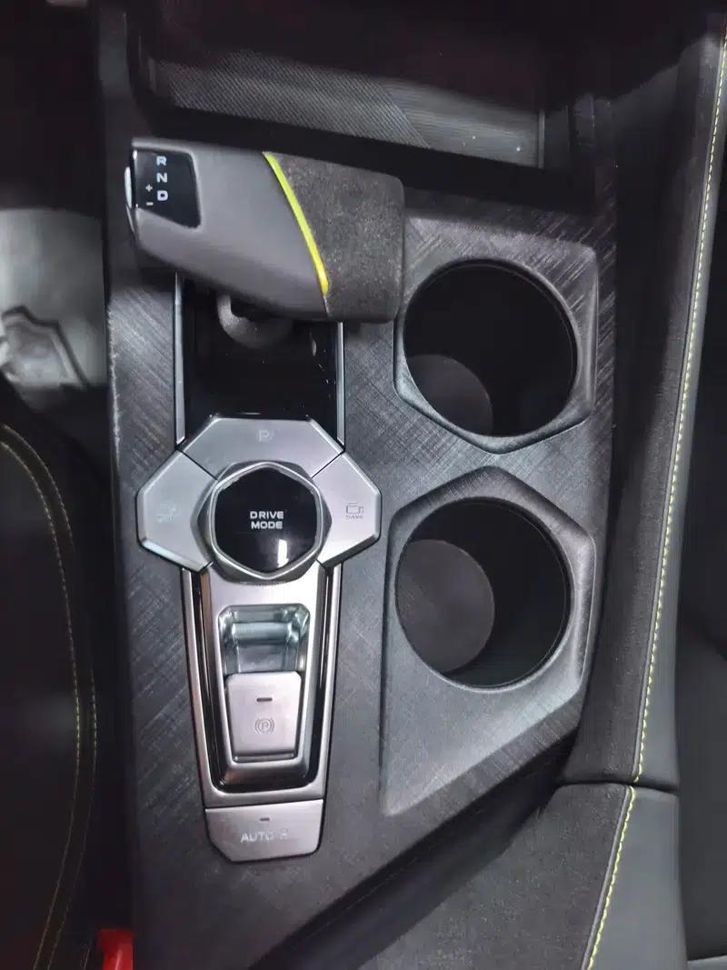 Changan UNI-V 2022 1.5T Sport Edition — миниатюра 5
