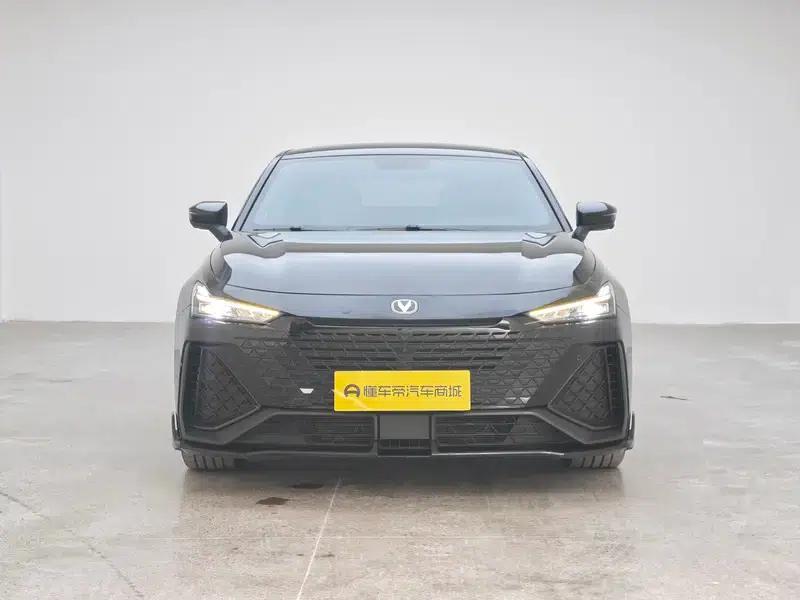 Changan UNI-V 2022 2.0T Speed Edition — миниатюра 2