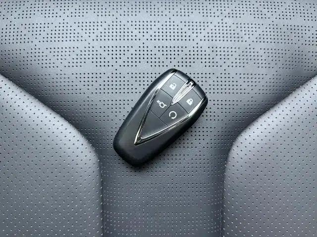 Changan UNI-V 2022 2.0T Speed Edition — миниатюра 11