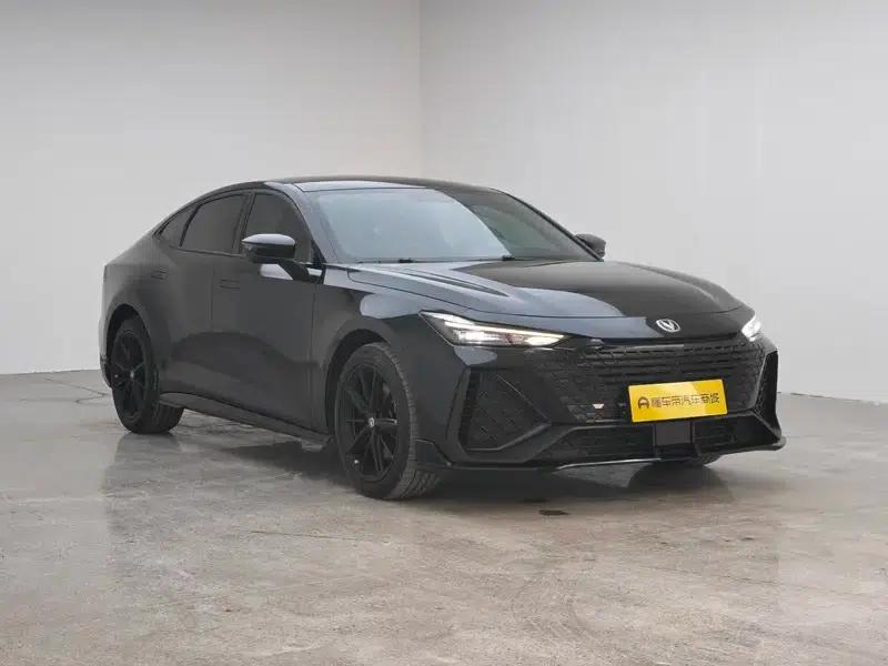 Changan UNI-V 2022 2.0T Speed Edition — миниатюра 3