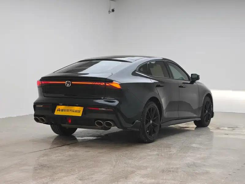 Changan UNI-V 2022 2.0T Speed Edition — миниатюра 7