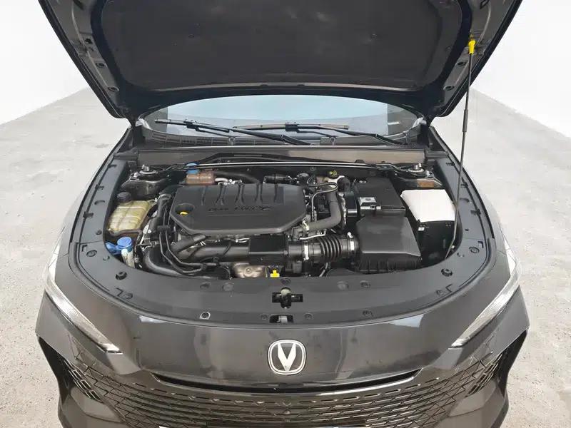 Changan UNI-V 2022 2.0T Speed Edition — миниатюра 10