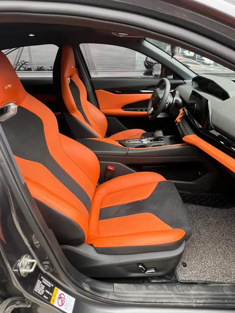 Changan UNI-V 2023 1.5T Sport Edition — миниатюра 13