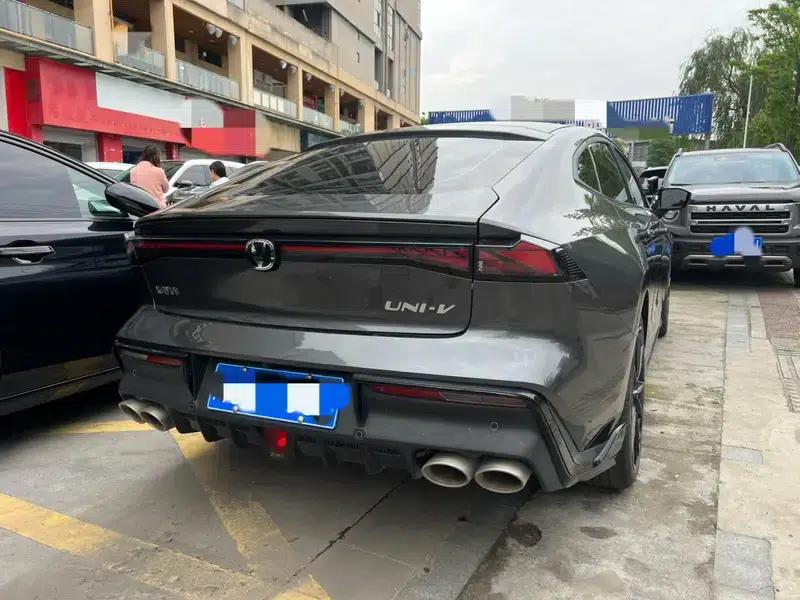 Changan UNI-V 2023 1.5T Sport Edition — миниатюра 6