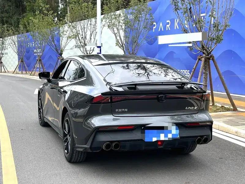 Changan UNI-V 2024 1.5T High-Performance Edition — миниатюра 4