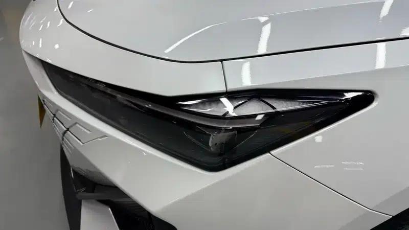 Changan UNI-V 2023 1.5T Premium Edition — миниатюра 9